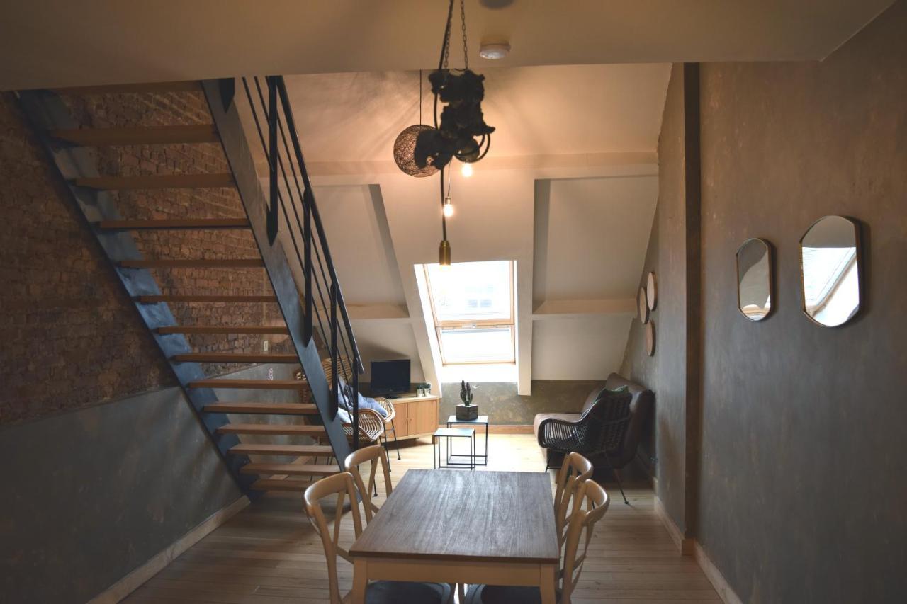 Le Patio Belle Maison En Plein Centre Ville, Avec Grande Terrasse Au Calme 바스토뉴 외부 사진